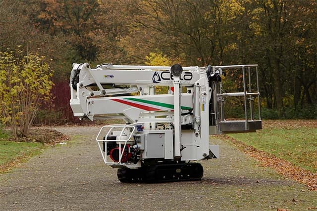 Cela DT Crawler 15 image 2