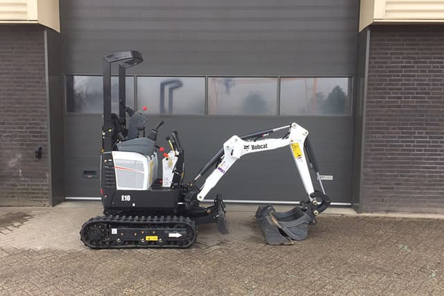 Bobcat E10 image 5
