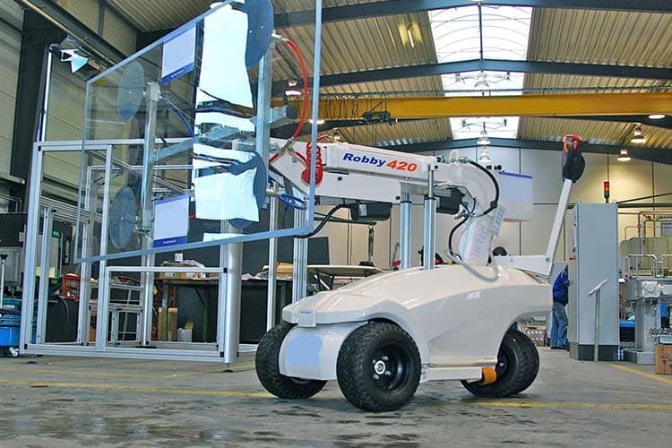 Robby 420 glasrobot Robby 420 glasrobot voor het hijsen, verplaatsen en plaatsen van glas