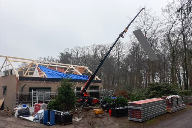 BG Lift M250 rupshijskraan BG Lift M250 rupshijskraan voor zware hijswerkzaamheden