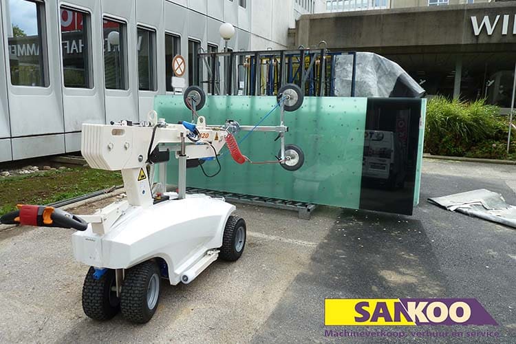 Robby 420 Glasrobot image 5